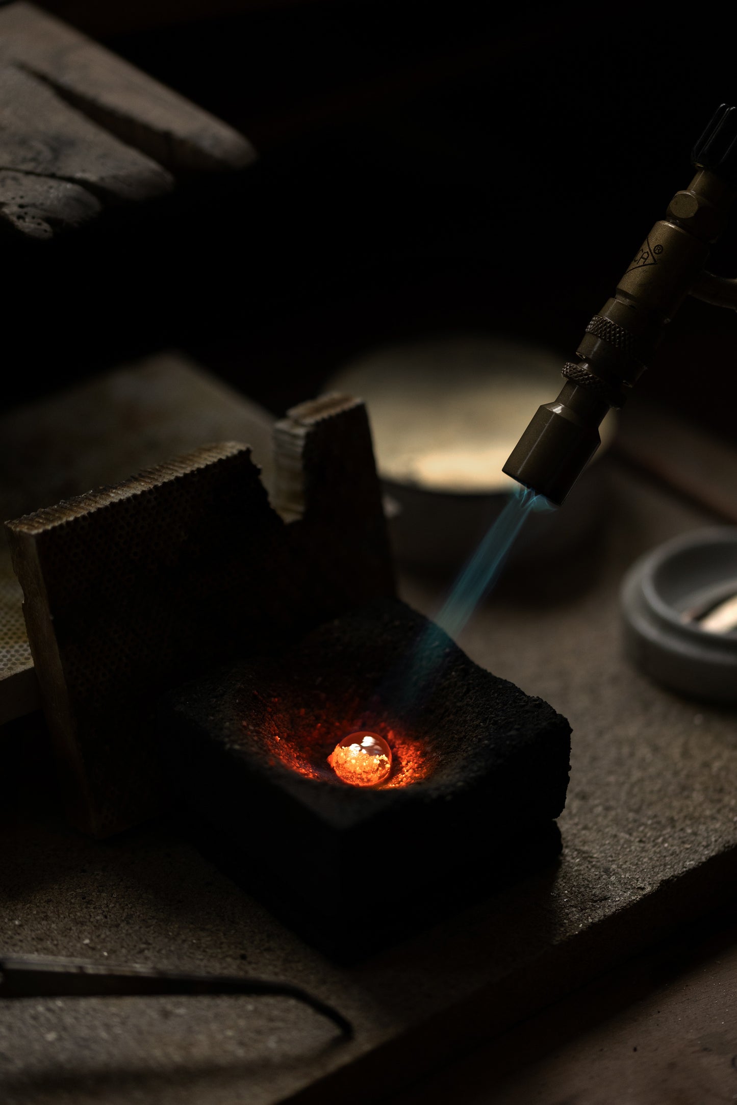 Du lingot à la bague