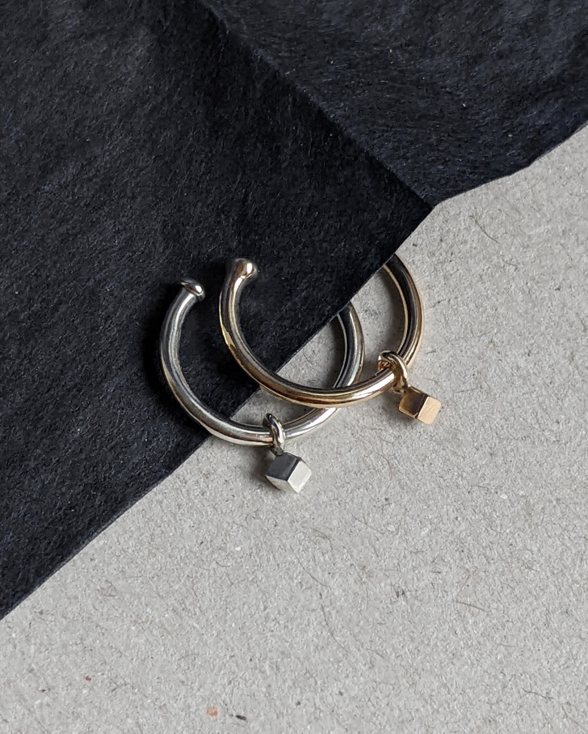 Ear-cuffs Cubes