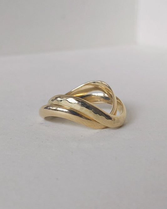 Bague entrelacée
